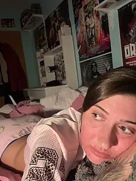 SonjaPrivat69  online show from October 7, 2025, 4:52 pm