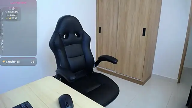 karoll marquez online show from March 12, 2026, 12:49 am