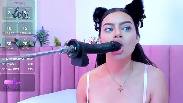 Snapshot of isabella_santos1 chatting on October 17, 2025, 4:27 am isabella santos1 online show from October 17, 2025, 4:27 am