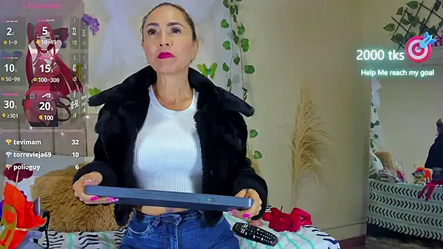 emagarcia online show from March 8, 2025, 6:37 pm