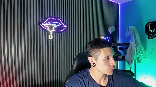 Jefer rick  online show from December 18, 2025, 6:23 pm