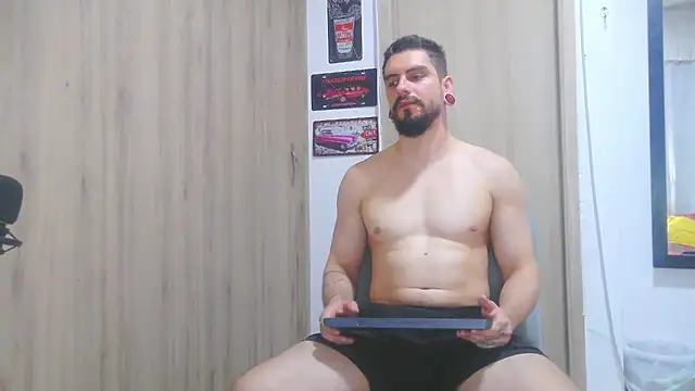 Aaron kwok28 online show from October 23, 2025, 12:53 am