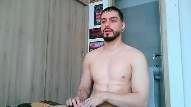 Aaron kwok28 online show from March 14, 2026, 9:43 pm