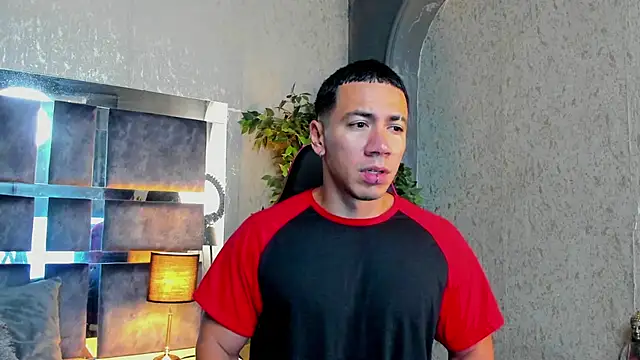 Snapshot of marc_ginale chatting on October 10, 2025, 12:39 pm marc ginale online show from October 10, 2025, 12:39 pm