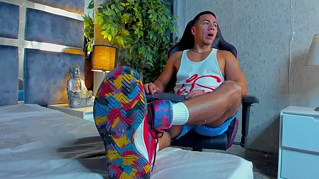 Snapshot of marc_ginale chatting on September 20, 2025, 9:42 pm marc ginale online show from September 20, 2025, 9:42 pm