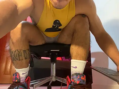 Snapshot of marc_ginale chatting on March 12, 2025, 2:09 am marc ginale online show from March 12, 2025, 2:09 am