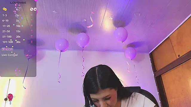 Snapshot of _gaby2 chatting on February 9, 2026, 11:41 am gaby2 online show from February 9, 2026, 11:41 am