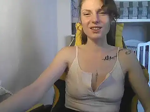 Feli blue online show from March 6, 2025, 11:58 am