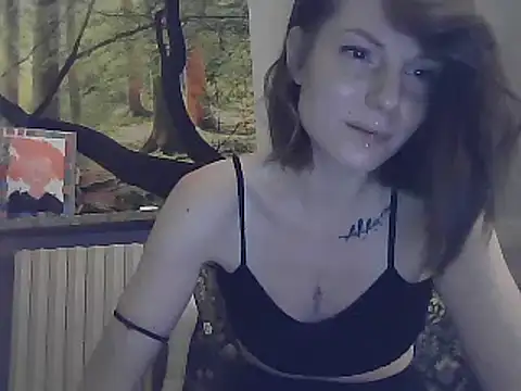 Feli blue online show from February 10, 2025, 8:21 pm