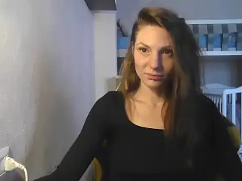 Feli blue online show from February 6, 2025, 12:04 pm