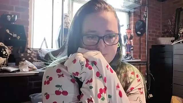 Bunny Cummings online show from January 10, 2026, 10:21 am