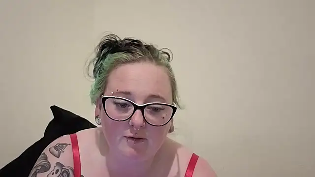 Snapshot of Bunny_Cummings chatting on July 18, 2026, 11:24 pm Bunny Cummings online show from July 18, 2026, 11:24 pm