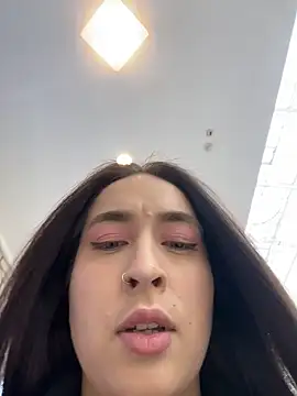 Holly Play online show from March 11, 2026, 11:59 am