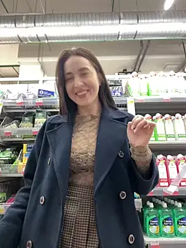 Holly Play online show from March 19, 2025, 6:46 am