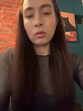 Snapshot of Holly_Play chatting on May 29, 2026, 9:04 am Holly Play online show from May 29, 2026, 9:04 am