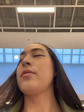 Holly Play online show from October 24, 2025, 10:03 am