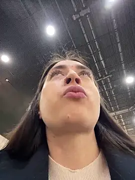 Holly Play online show from February 28, 2025, 7:15 am