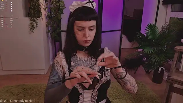 MichaellaMoon online show from October 24, 2025, 3:11 pm