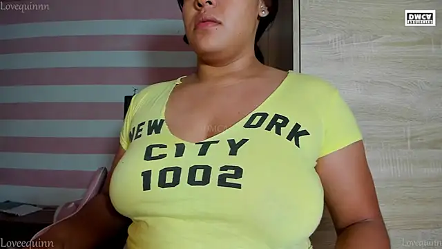 Loveequinn online show from February 18, 2025, 1:32 am