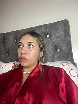 Iris lee online show from March 18, 2025, 10:15 pm