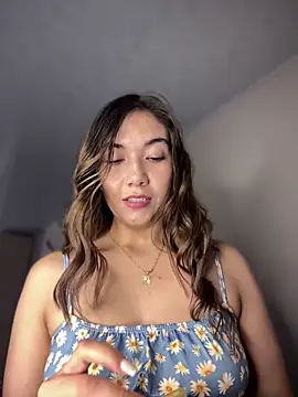 Iris lee online show from September 10, 2025, 4:50 pm