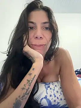 Rainha Travessa online show from March 7, 2026, 7:37 am