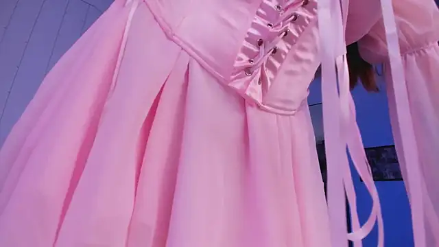 bonnie wright online show from January 29, 2025, 7:32 pm