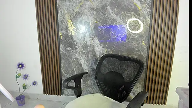 nicol jone1 online show from October 10, 2025, 10:21 pm