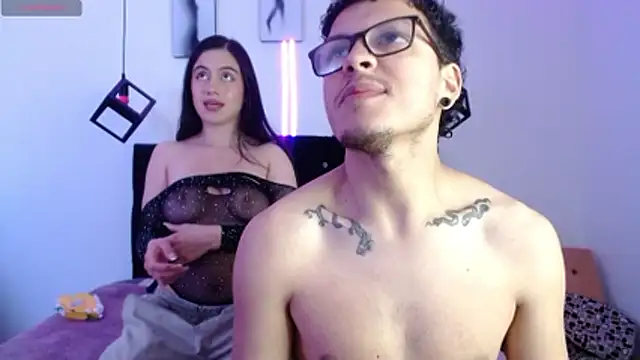 Bonny Bonss online show from March 28, 2026, 8:43 pm