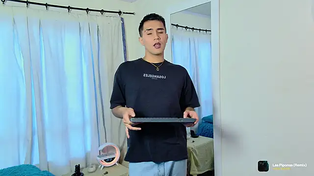 Chris Maddox online show from November 1, 2025, 8:46 pm