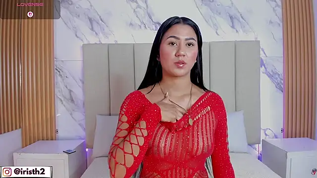 Iris Thompson  online show from February 22, 2026, 10:44 pm