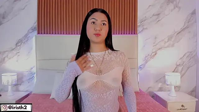 Iris Thompson  online show from April 12, 2026, 10:24 pm