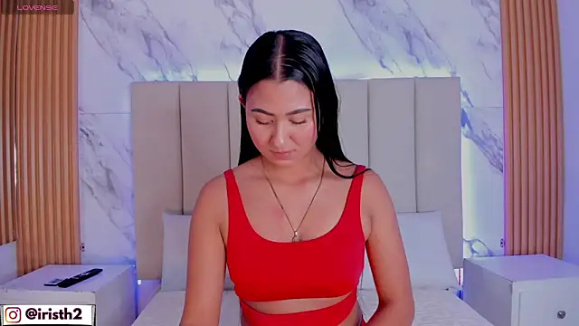 Iris Thompson  online show from February 12, 2026, 3:50 am