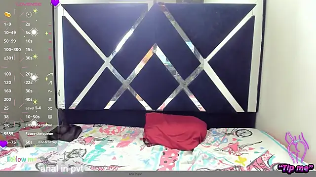 Eva Goddes online show from March 14, 2025, 3:36 pm