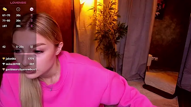 Ella Milla online show from January 23, 2025, 11:48 am