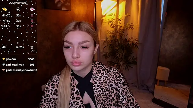 Ella Milla online show from January 22, 2025, 5:48 am