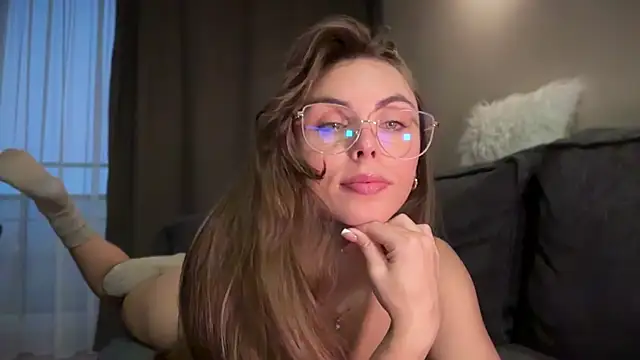 girl next door19 online show from October 20, 2025, 4:58 am