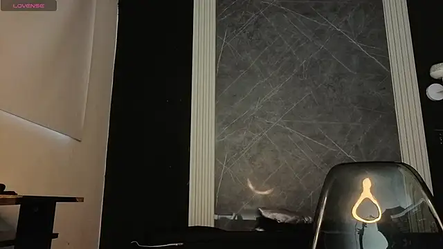 YummyDuooo online show from November 18, 2025, 12:19 pm