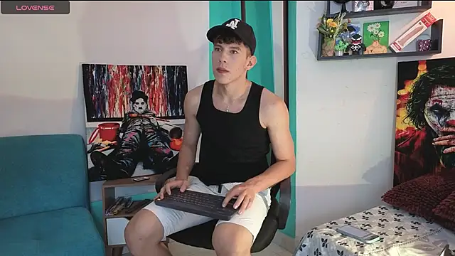 flowers18 online show from March 16, 2026, 10:34 pm