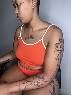 Snapshot of Drippincaty chatting on March 2, 2026, 5:19 am Drippincaty online show from March 2, 2026, 5:19 am