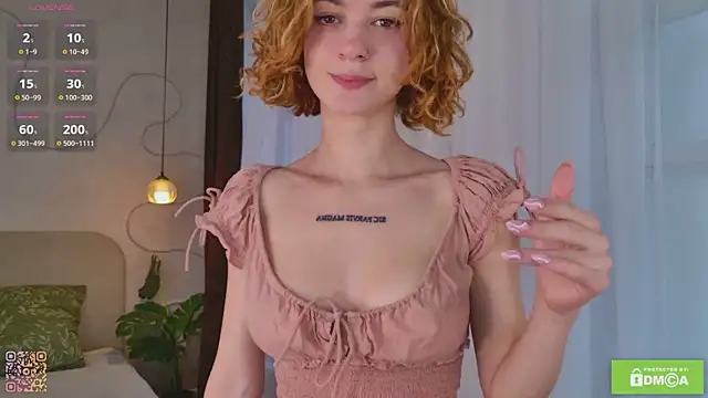 Curly Moon online show from October 10, 2025, 7:09 am