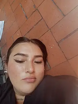 Celeste camila18 online show from July 18, 2026, 7:33 pm