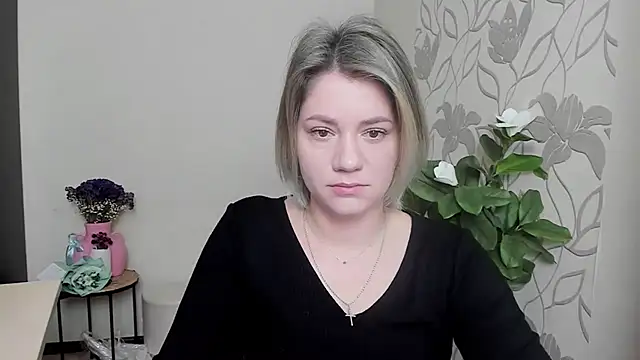 MariaSttone online show from March 14, 2025, 8:32 am