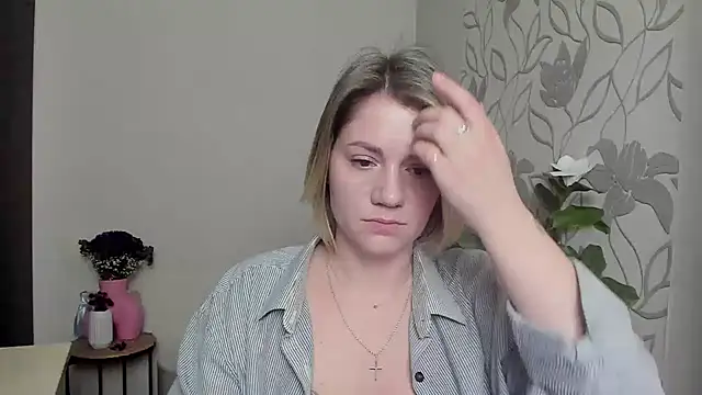 MariaSttone online show from March 11, 2025, 2:18 pm