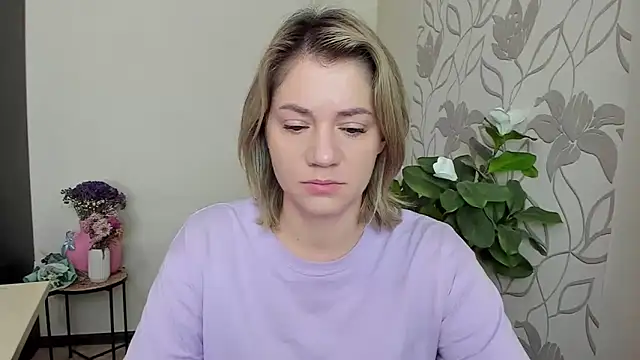 MariaSttone online show from September 26, 2025, 7:15 am