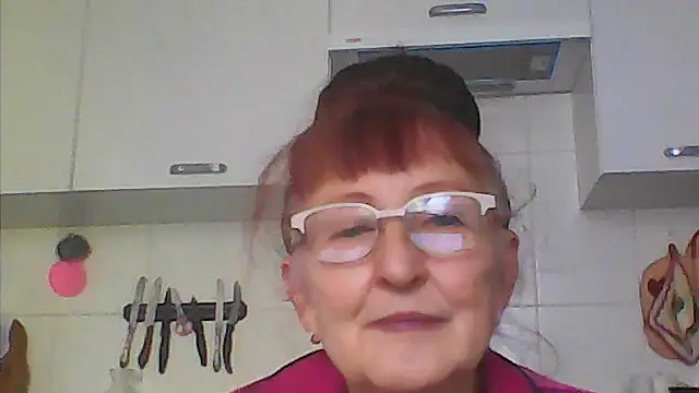 TanyaSweet634 online show from September 19, 2025, 6:28 am