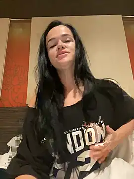 English-Chloe96 online show from March 3, 2026, 5:36 am