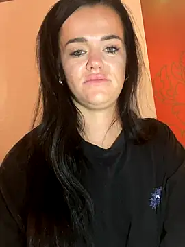 English-Chloe96 online show from October 15, 2025, 3:38 am