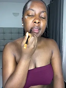 prettiepearl online show from September 23, 2025, 5:58 am