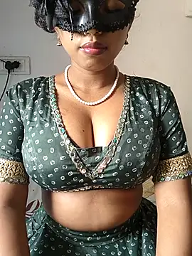 sandy naughty online show from September 24, 2025, 8:43 am